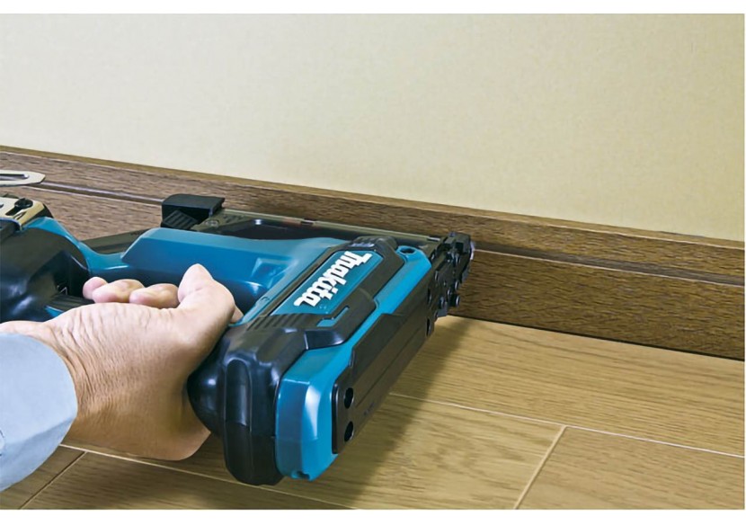 Cloueur 18 V Li-Ion 5 Ah précision - Makita : Confort'Mat