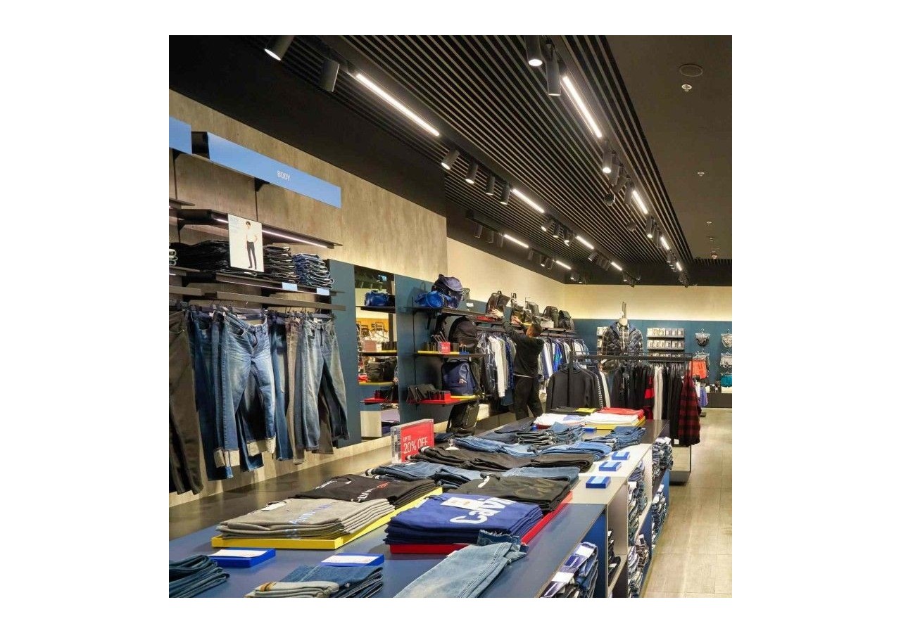 Luminaire linéaire LED triphasé orientable 40W-CCT-IRC90-Driver KGP-Noir - BLT-40W60-CCT-N - Barcelona LED