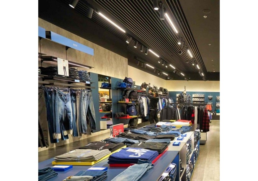 Luminaire linéaire LED triphasé orientable 40W-CCT-IRC90-Driver KGP-Noir - BLT-40W60-CCT-N - Barcelona LED