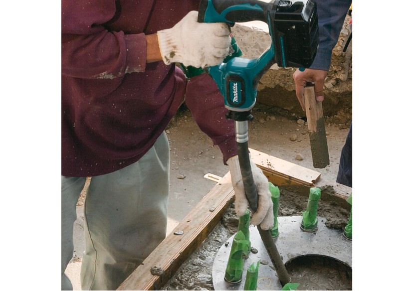 Vibreur à béton 18 V Li-Ion - Makita : Confort'Mat