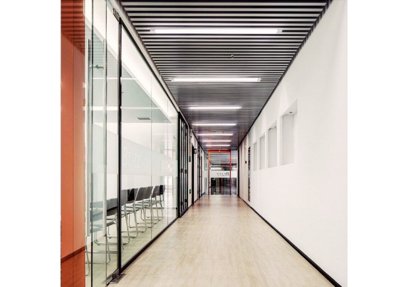 Linéaire LED haute puissance-45W-150cm-IP20 - B8411-150-BN - Barcelona LED