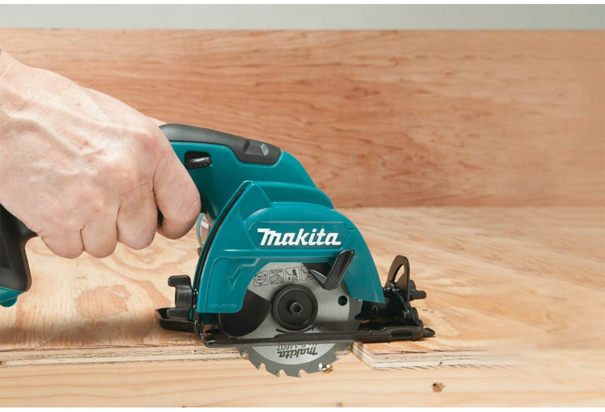 Scie circulaire 4Ah Diamètre  85 mm  - Makita : Confort'Mat