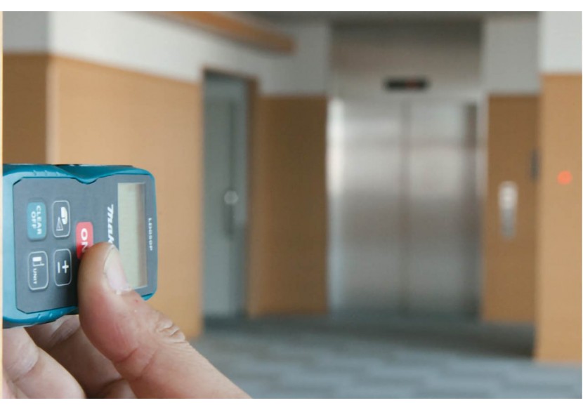 Télémètres laser portée max 50m - Makita : Confort'Mat