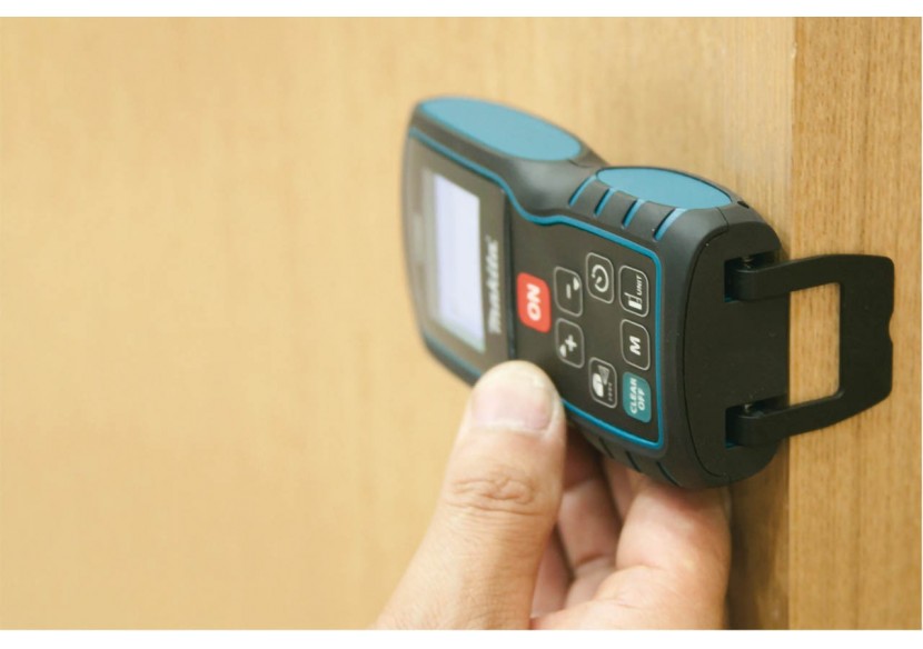 Télémètres laser portée max 80m - Makita : Confort'Mat
