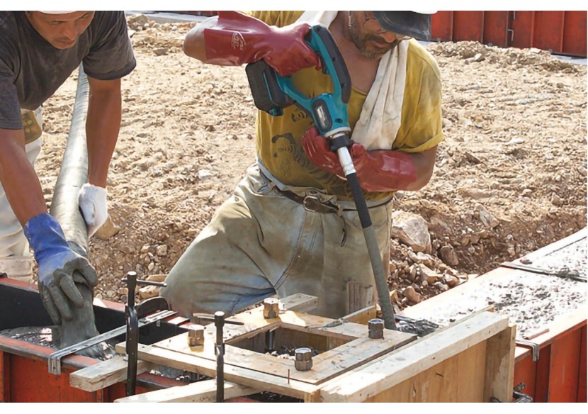 Vibreur à béton 18 V Li-Ion - Makita : Confort'Mat