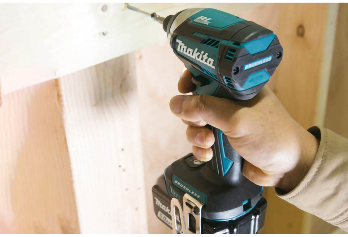 Visseuse à chocs 18 V Li-Ion 5 Ah 175 Nm - Makita : Confort'Mat